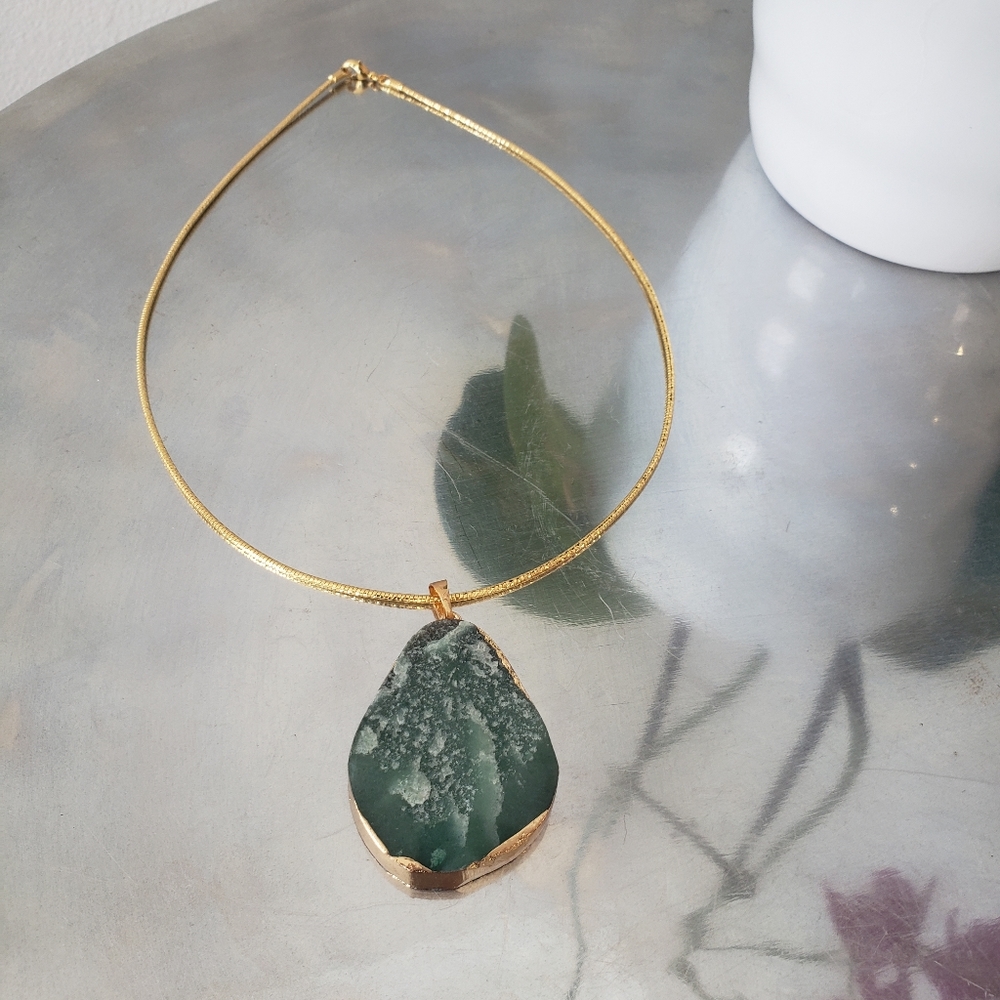 Natural stone necklace